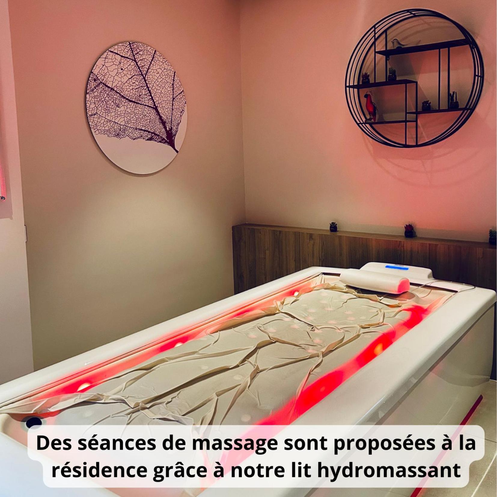 Saint-Aubin-lès-ElbeufDomitys La Roze De Seine公寓式酒店 外观 照片